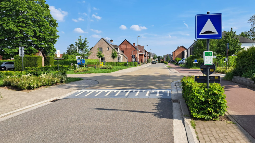 Verkeersdrempel verlaagd in de Lindestraat en Kleempoelstraat